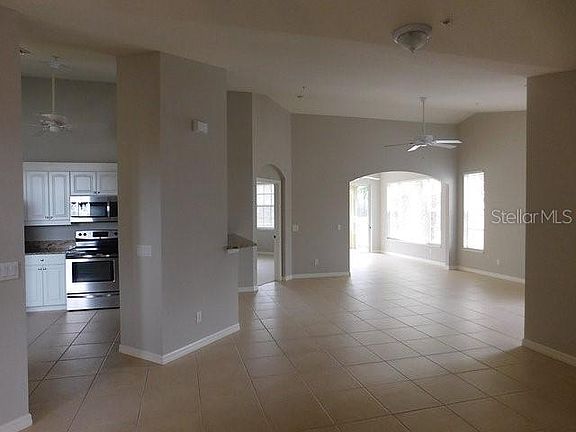 3rd image of 1669 Monarch Dr Unit 204