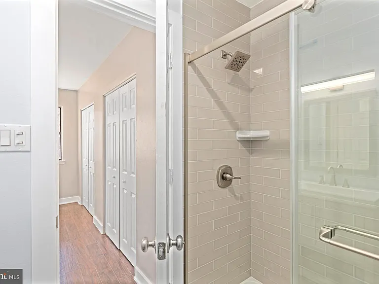 401 Bismark Way — Photo 17