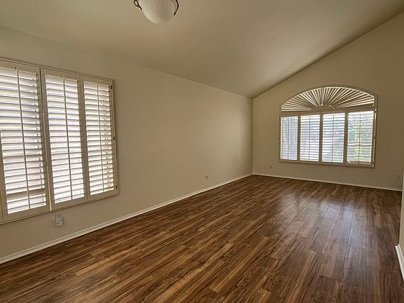 4th image of 5922 W Gary Dr