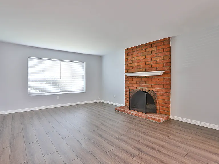 309 W Kelly Ave #A — Photo 8