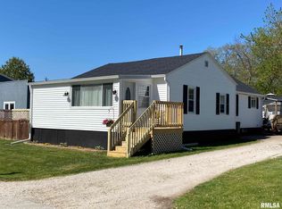 709 7th St, Colona, IL 61241