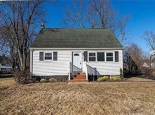 3 Fox Rd, East Fishkill, NY 12533