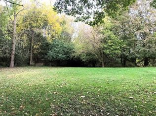 407 E Oakbrook Cir, URBANA, IL 61802