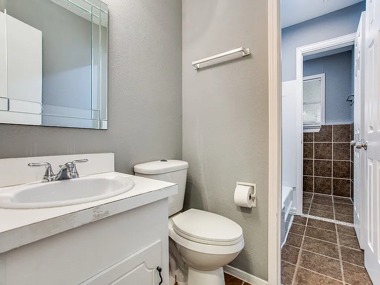 5201 Westcreek Dr — Photo 12