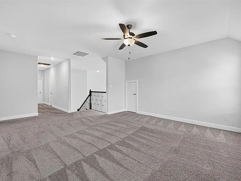 24419 Avanti Dr — Photo 27