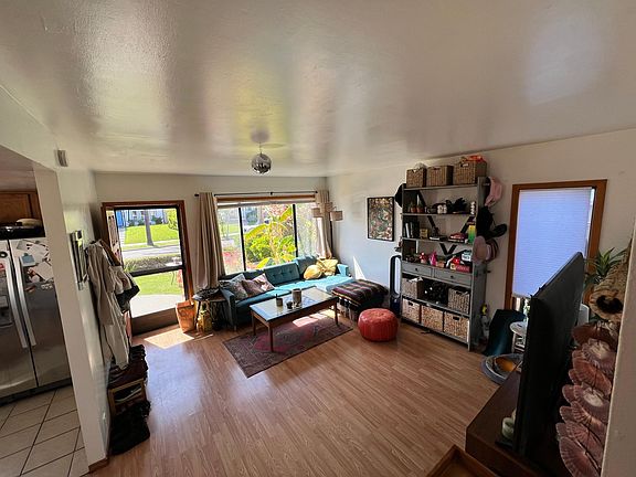 5th image of 5021 Mansfield St