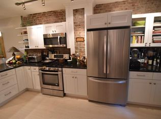 640 Washington St APT 2, Brookline, MA 02446