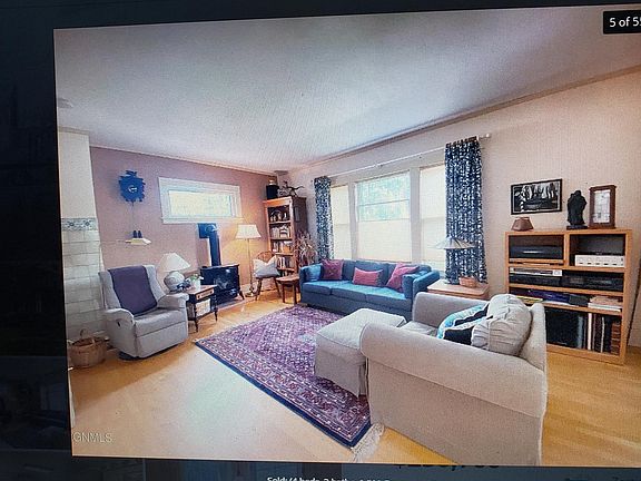 3rd image of 602 W Thayer Ave