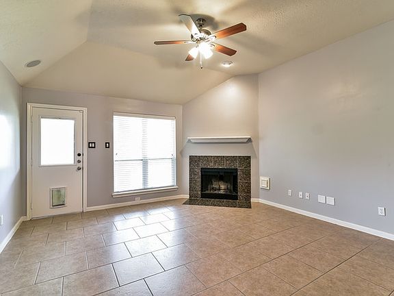 3rd image of 15726 Forest Creek Farms Dr