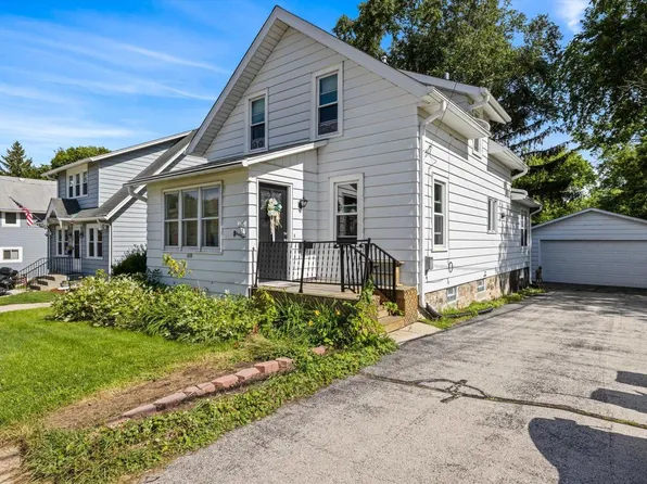 633 Chicago AVENUE, Waukesha, WI 53188