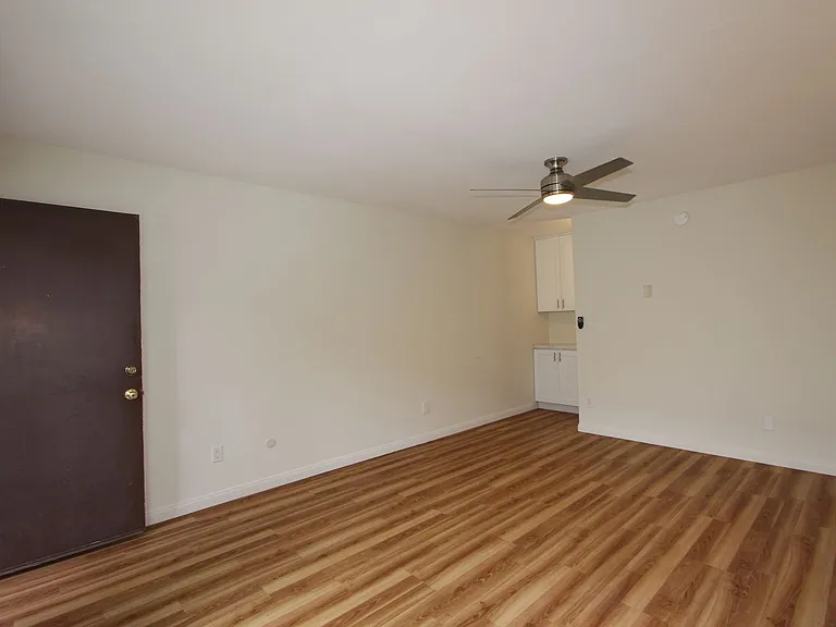 3532 Meade Ave #2 — Photo 2