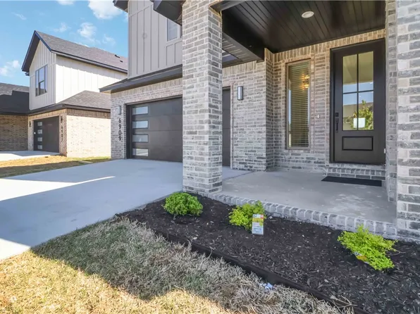 6909 SW Basswood Ave, Bentonville, AR 72712