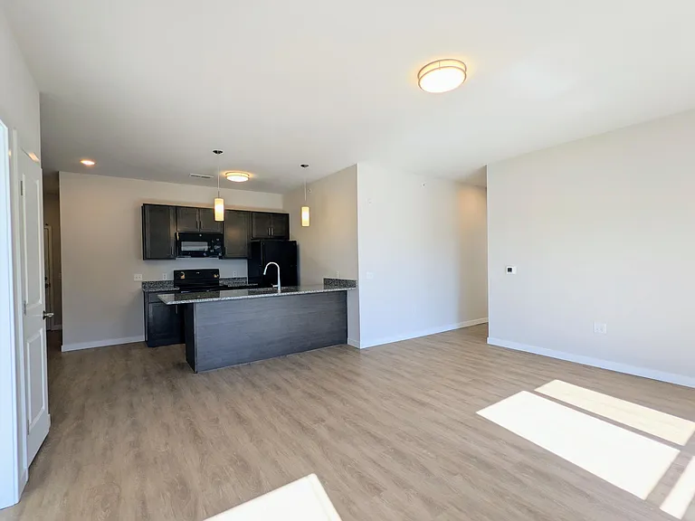 Riverview Terrace — Photo 5
