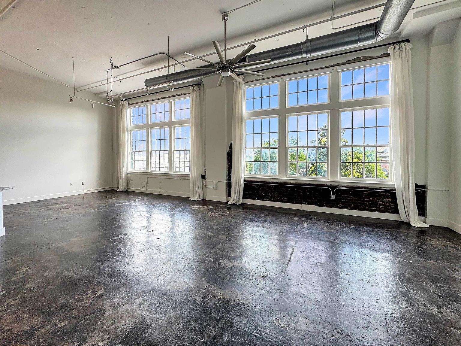 505 Tennessee St — Photo 2