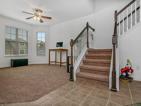 2nd image of 1305 Oakcrest Ct