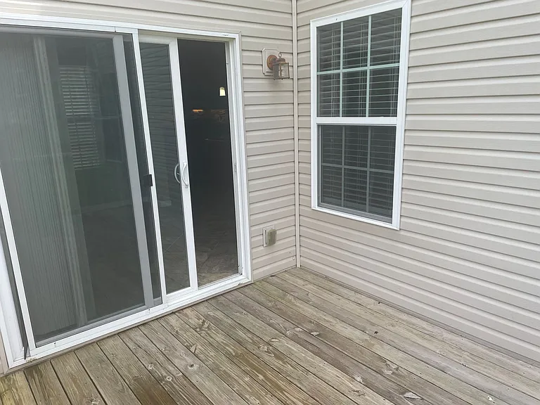 109 Gupton Ct — Photo 2