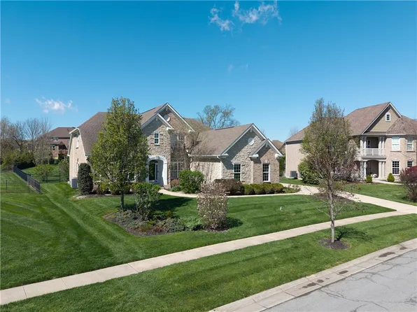 7267 Clawson Ct, West Chester, OH 45069