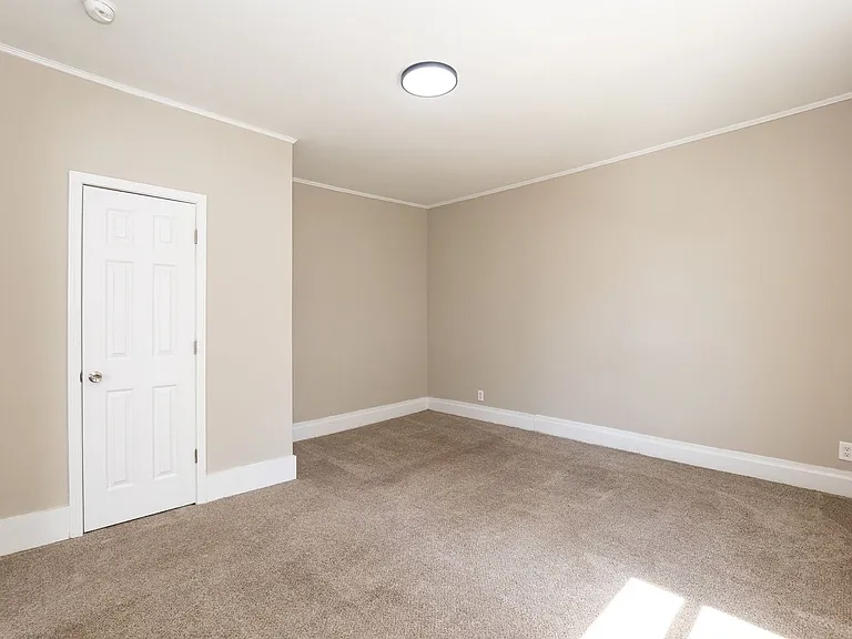 229 Lowry St — Photo 25