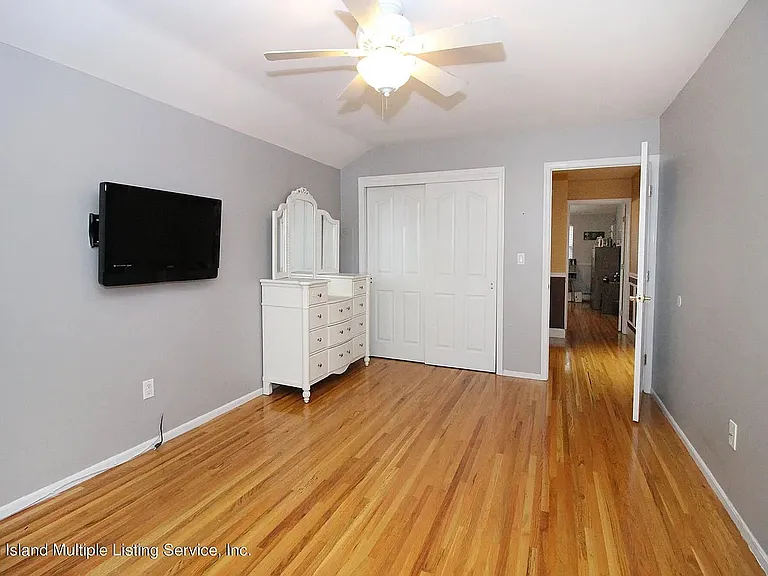 Bayview Ln — Photo 20