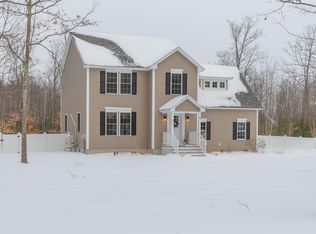 29 Line Rd, Gorham, ME 04038