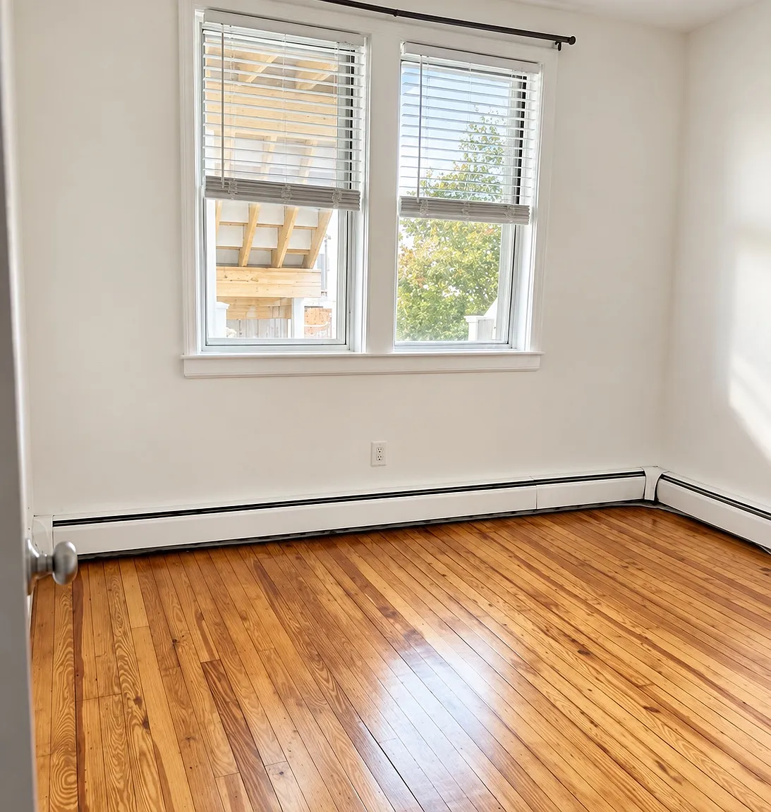 128 N Portland Ave — Photo 3