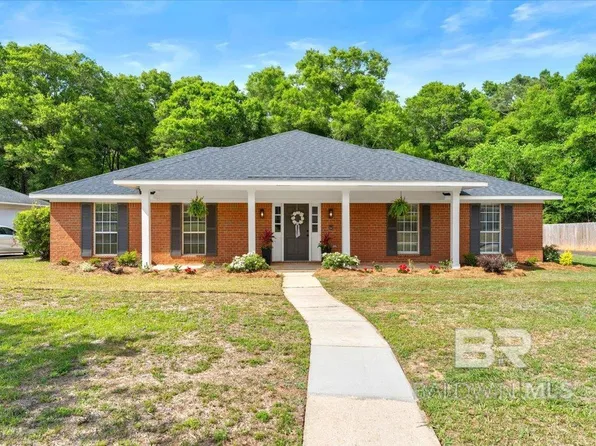 7620 Meadows Dr S, Mobile, AL 36619