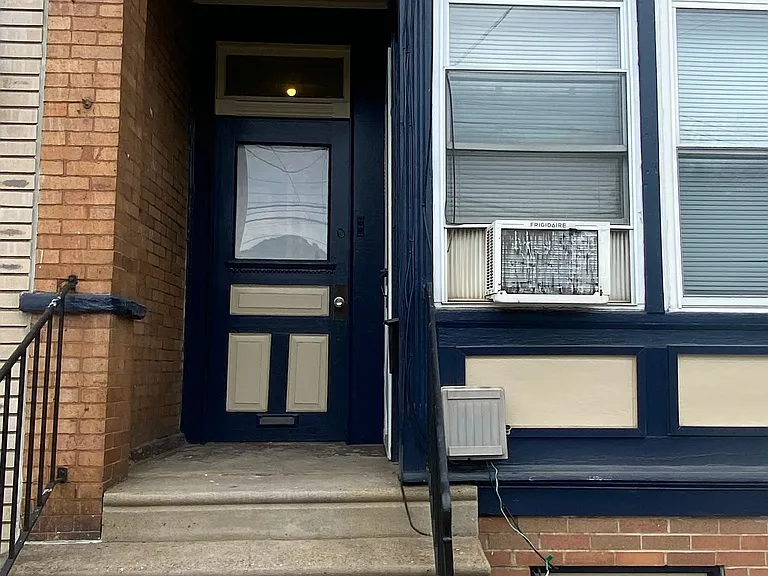 4175 Ridge Ave #2 — Photo 2