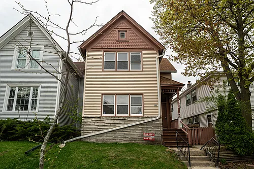305 E Clarence St Photo 1