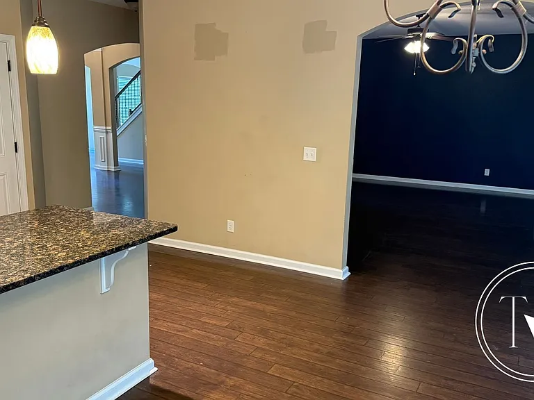639 Red Oak Ln — Photo 15