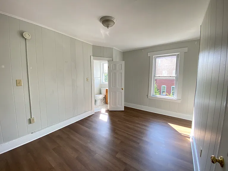 11 Lawrence St #6 — Photo 19