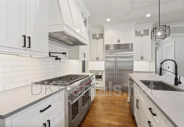 2272 Abby Ln NE — Photo 13