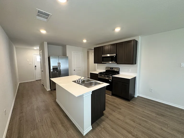 3015 Serenity Ln — Photo 5