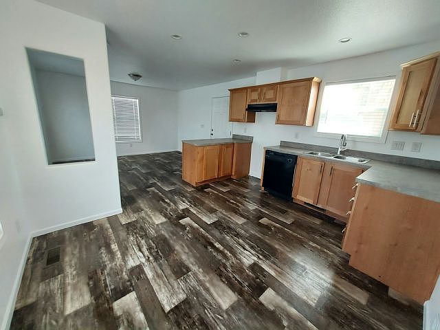 1st image of 2038 Palm St Space 58