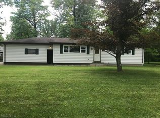 1943 State Rd NW, Warren, OH 44481