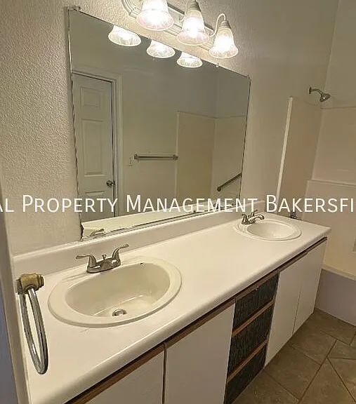 6513 Pine View Dr — Photo 17