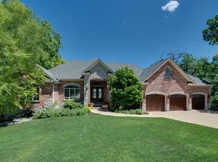1341 Prestwick Dr, Lake Geneva, WI 53147