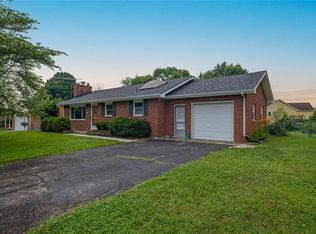 176 Purcell Dr, Xenia, OH 45385
