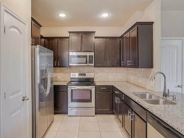 412 Cane River Rd — Photo 4
