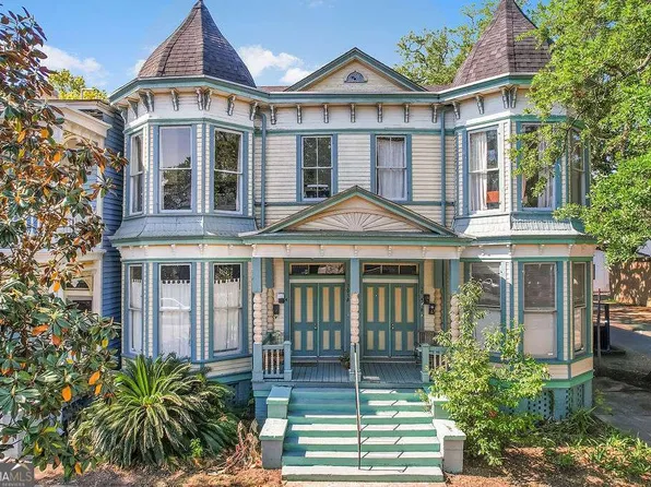 301-303 E Henry St, Savannah, GA 31401