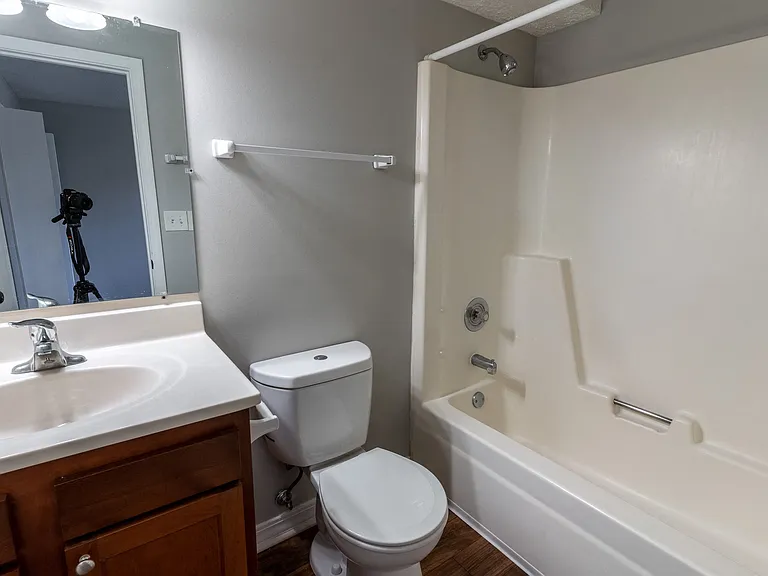Crestview at Louisville Apartments — Photo 49