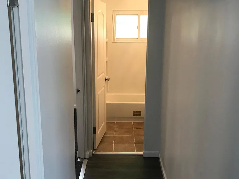 2476 Virginia St — Photo 8