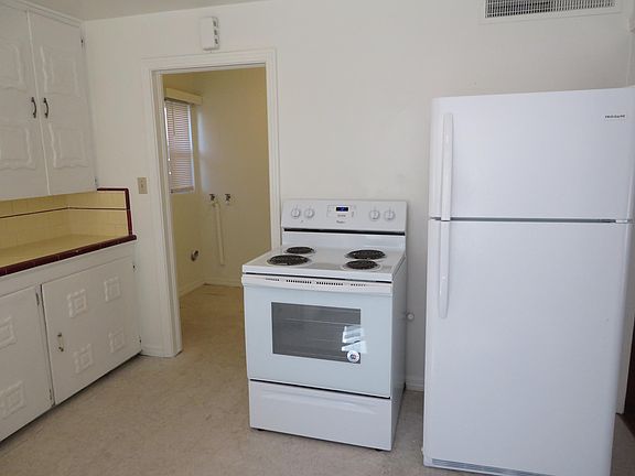 3rd image of 514 W Peralta Way