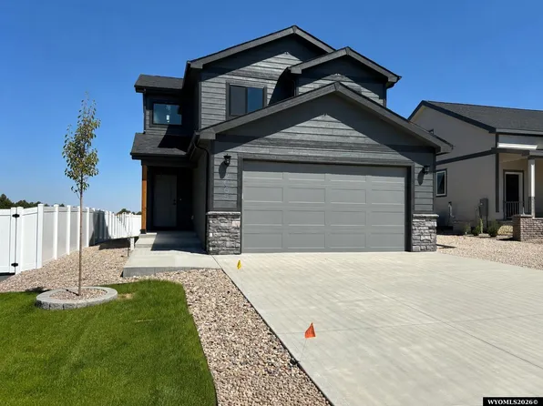 2065 Heathrow Ave, Casper, WY 82609