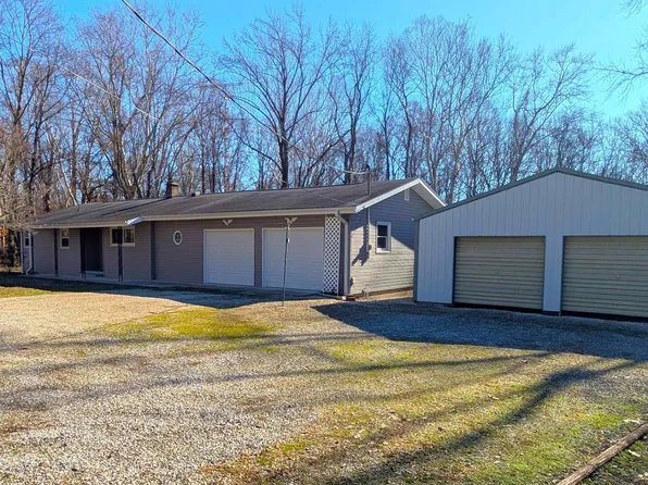 717 Walnut St N, Shoals, IN 47581