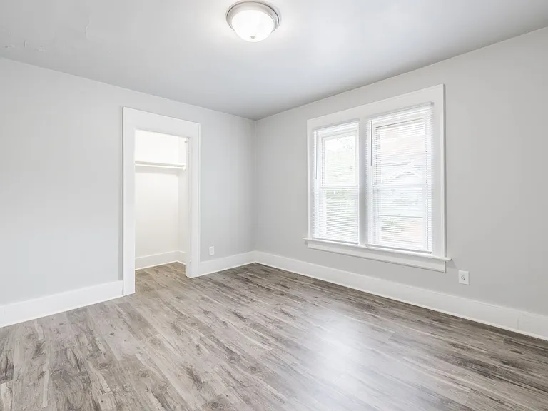 189 E Merrill Ave — Photo 8