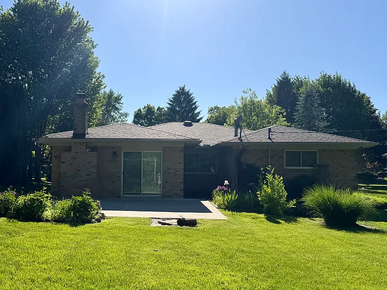 2387 Sanders Pl — Photo 17