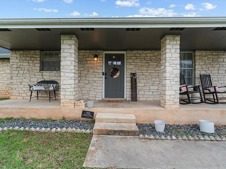 3702 Del Rio Ct — Photo 37