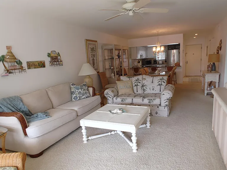 6725 Winkler Rd #C203 — Photo 14