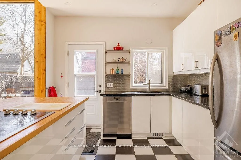 4 bed, $4,400 — Photo 4