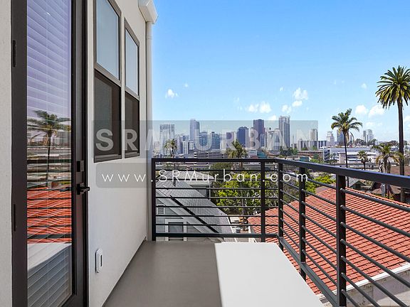 3rd image of 1032 23rd St #6